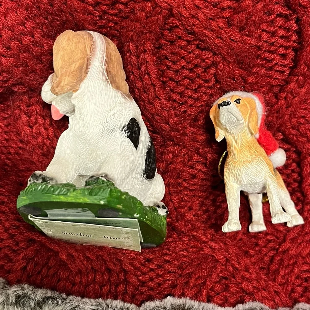 Beagle Bundle Ornament in Santa Hat and Figurine in grass.